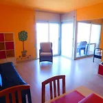 A222 Gregal: Piso 2 habitaciones, parking y piscina