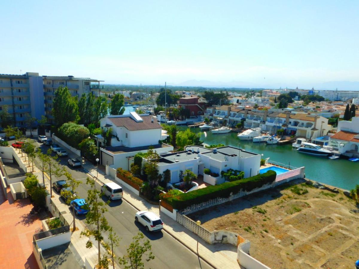 A222 Gregal: Piso 2 Habitaciones, Parking Y Piscina Apartamento Rosas