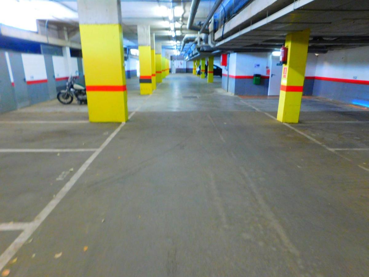 A222 Gregal: Piso 2 Habitaciones, Parking Y Piscina